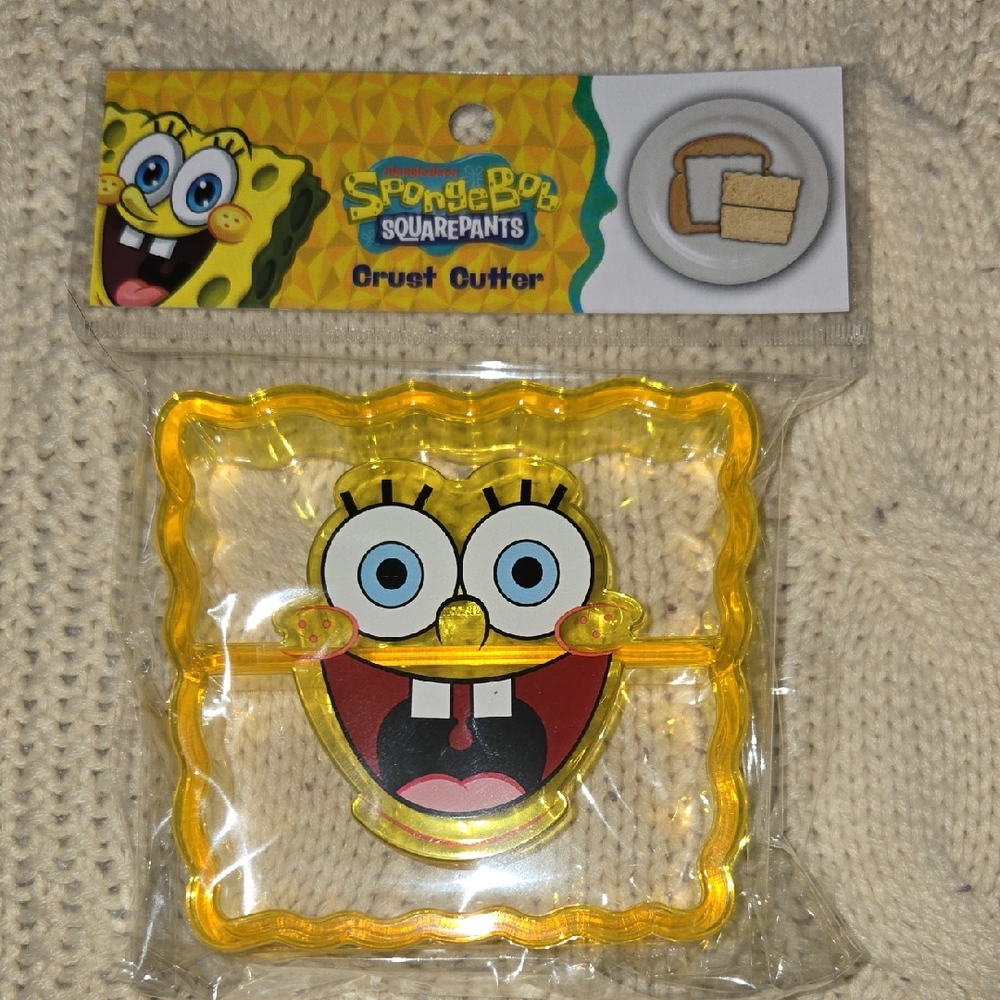 SpongeBob SquarePants Yellow Crust Cutter